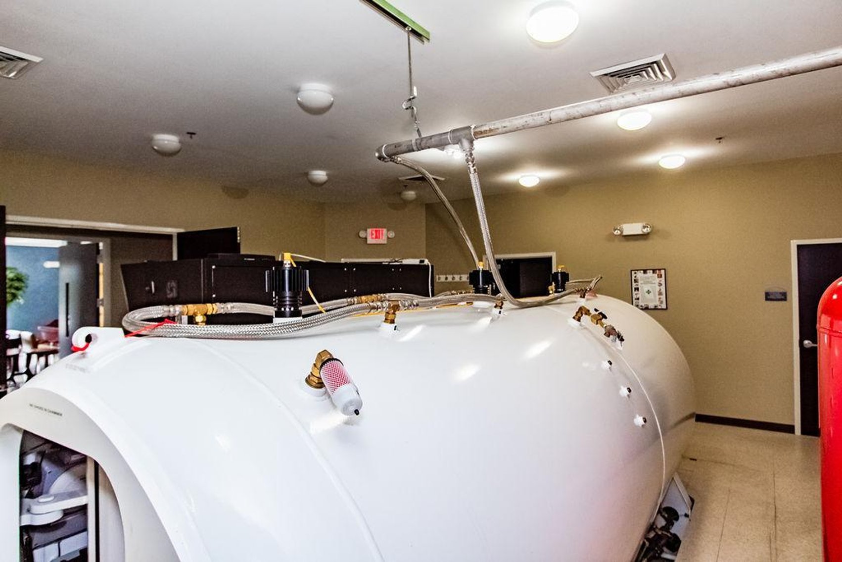 Hyperbaric Chamber & Medical Equipment