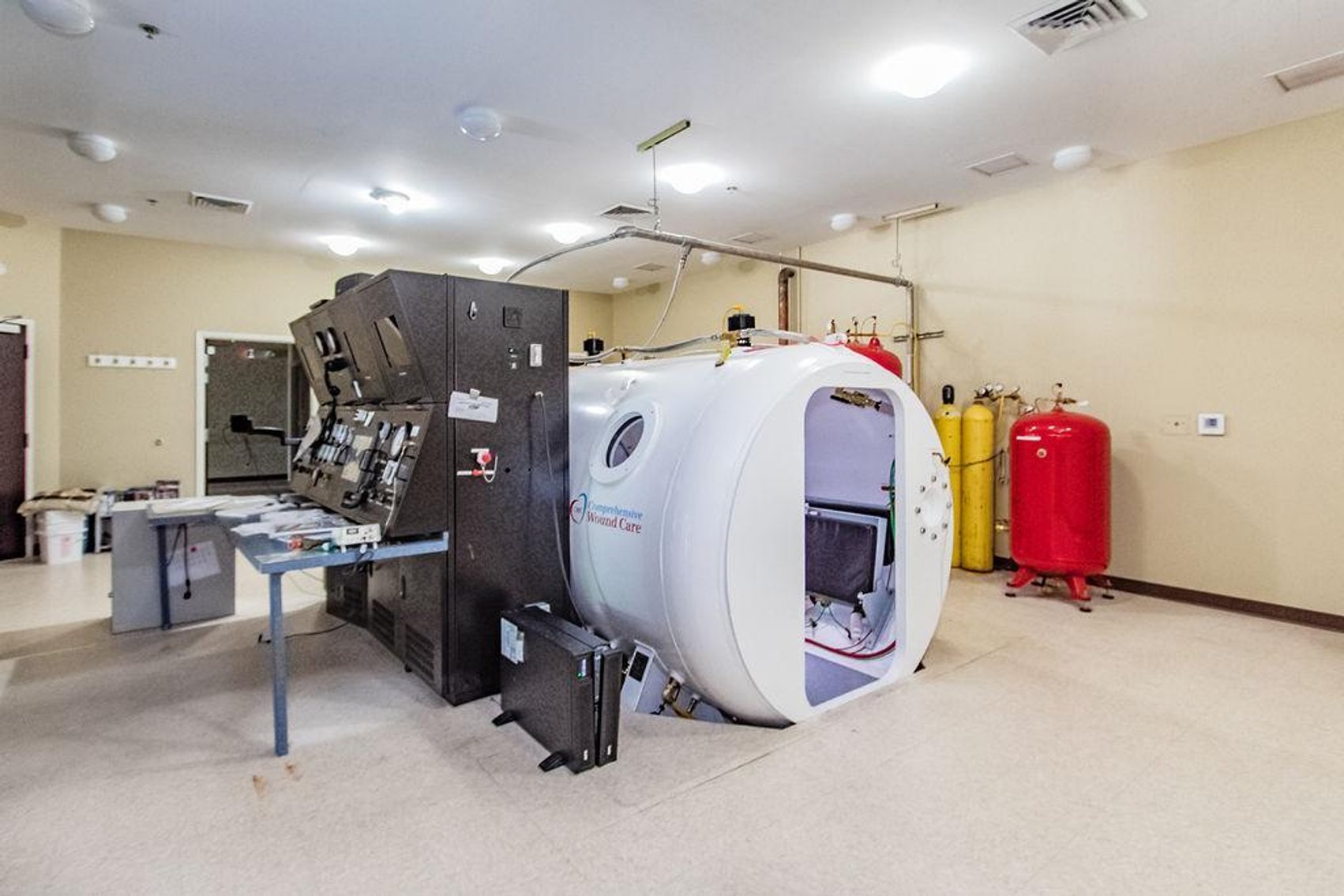 Hyperbaric Chamber & Medical Equipment