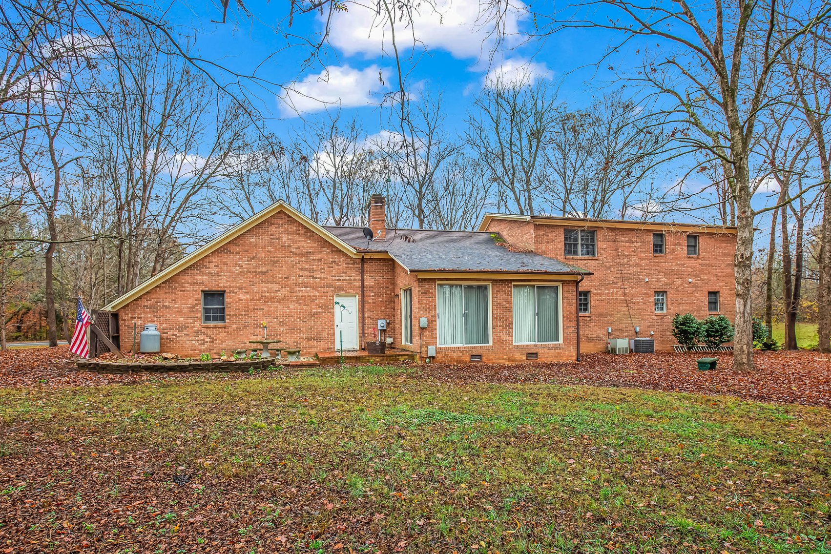 Davie County Home on 5.53 +/- Acres