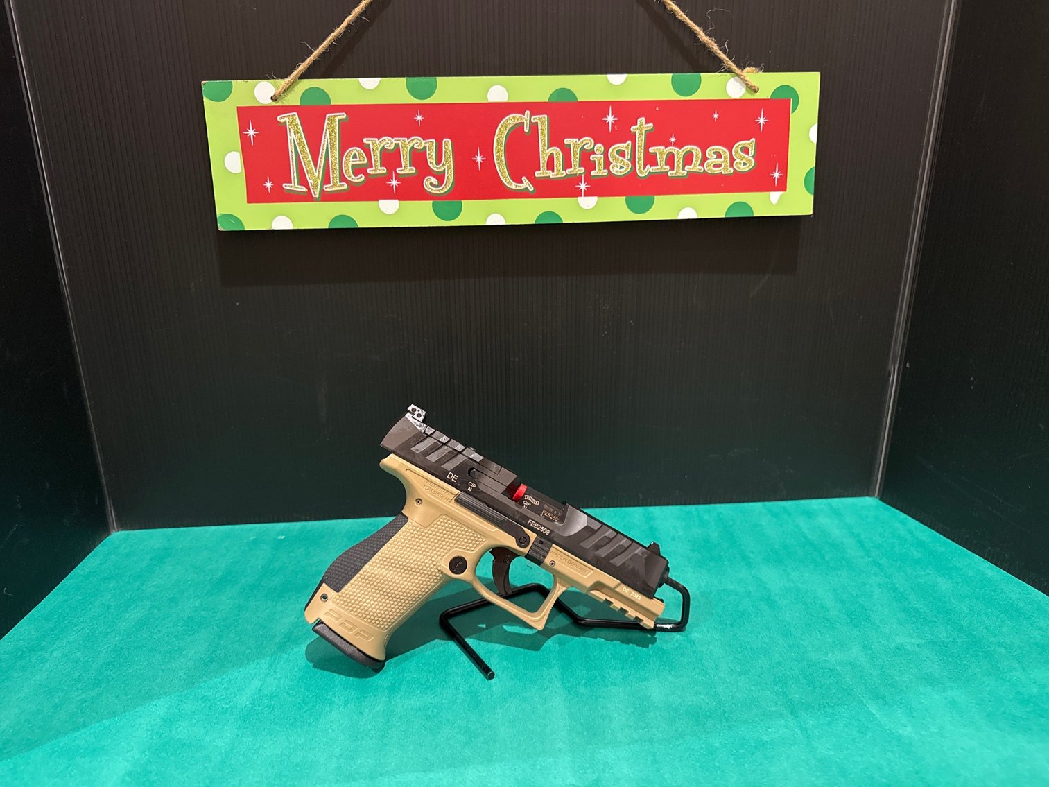 Christmas Guns Auction