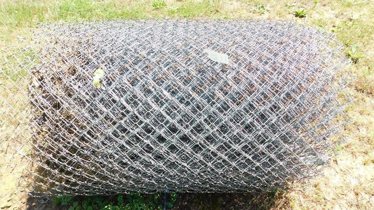 100' chain length fence & post