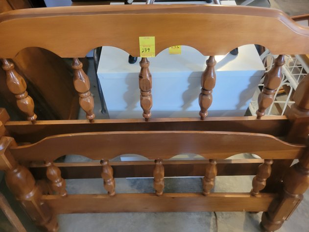 Twin headboard & footboard