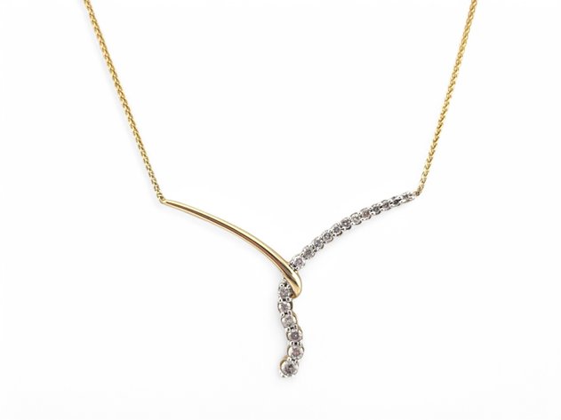 10k Yellow Gold Necklace w/ Diamond Pendant