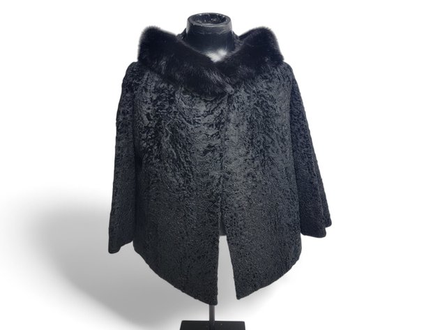 Lamb Fur Cape w/ Fur Collar