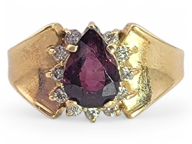 14k Yellow Gold Garnet & Diamond Statement Ring