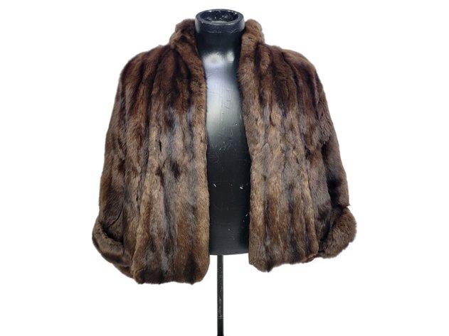 Beaver Fur Cape - Ronley