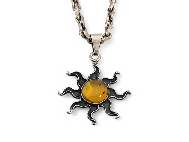 Sterling Silver & Amber Necklace 