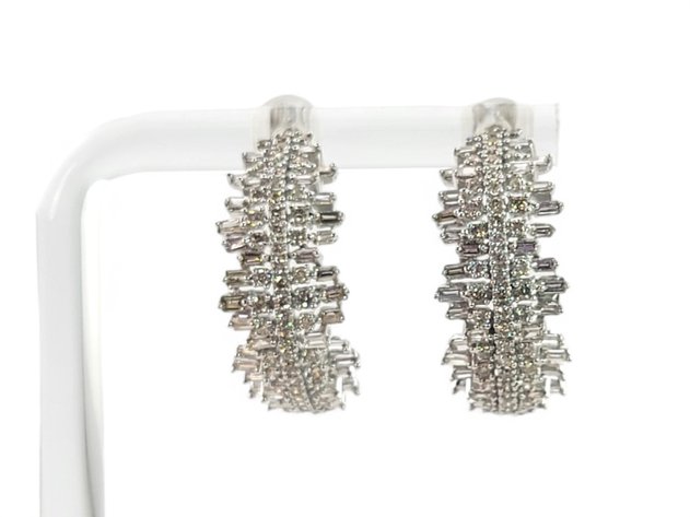 1.0 ctw Diamond Half-Hoop Earrings in 18k White Gold