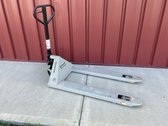 Strongway Pallet Jack 