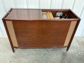 Magavox Magnificent Radio Record Player Console 