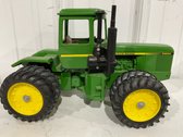 John Deere 8650 Tractor