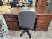 Office Desk And Chair 