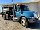 2008 International 4300 Flameless Pothole Patcher Truck