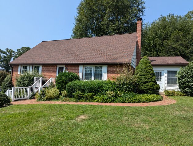 4 BEDROOM, 2 BATH BRICK CAPE COD W/ SUNROOM