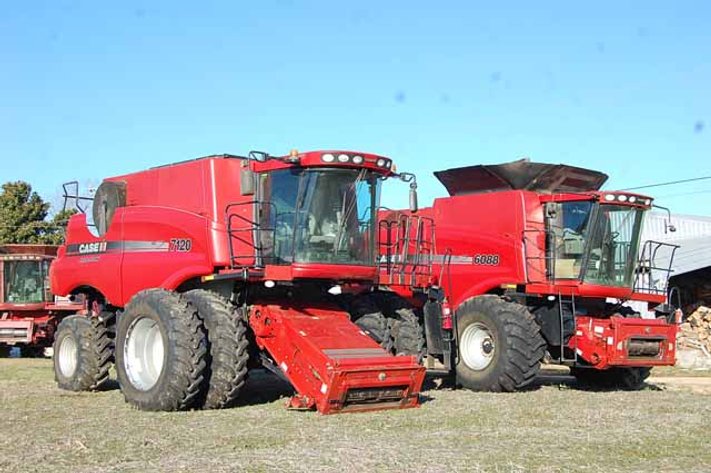 Farm Equipment Auction -  Steven Campbell