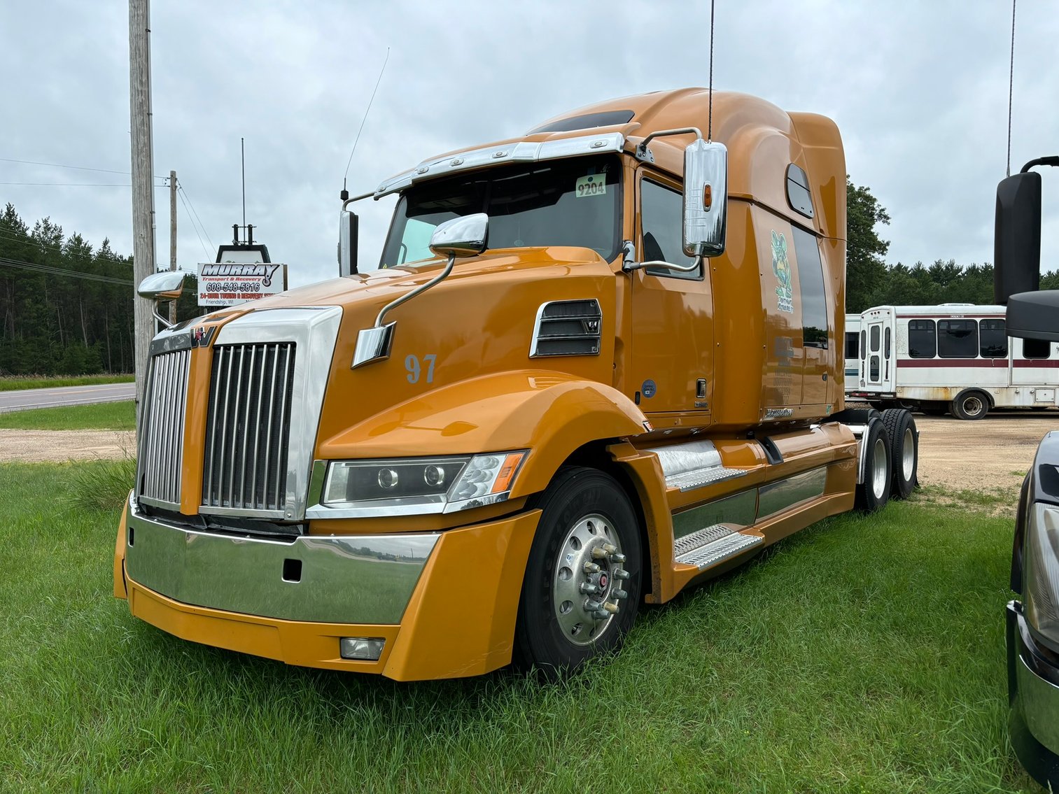 2013 Volvo Double Bunk Semi, 2019 Western Star 5700XE, 2012 Great Dane 53' Reefer Trailer