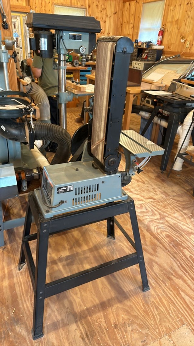 Moving Auction Phase 2: Woodshop, Lawn Tractors, Car Lifts & More (125129)