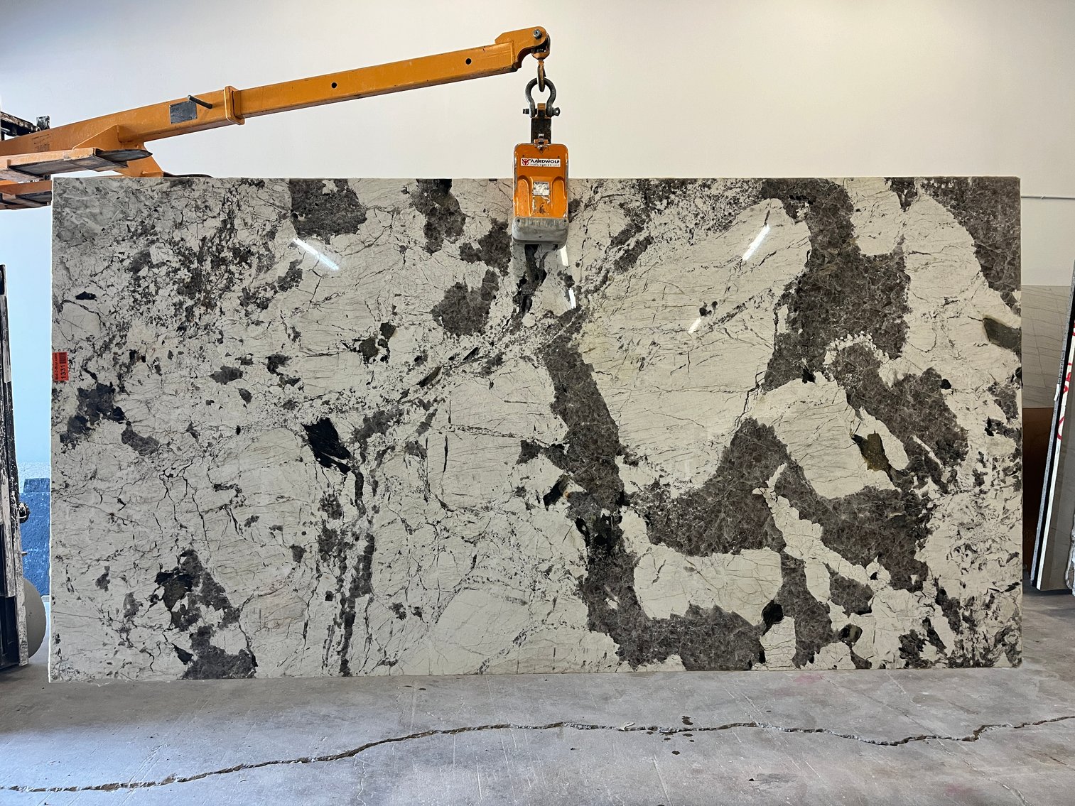 Granite, Quartz & Marble Slabs & New Sinks