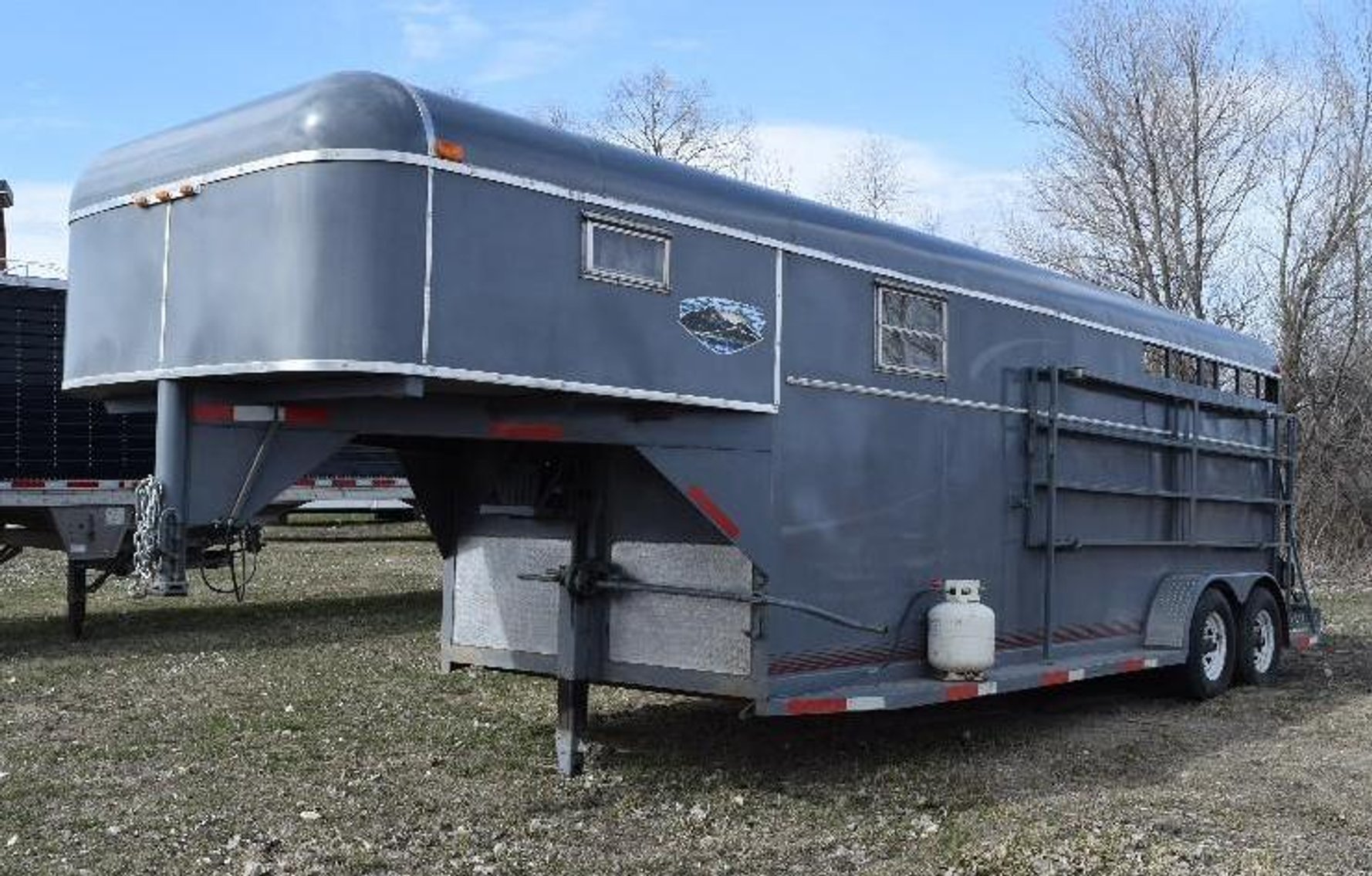 (2) Horse Trailers - 2005 Titanium 5th Wheel Trailer