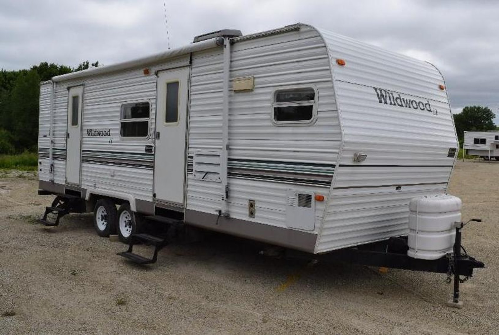 (12) RV's - 2003 Ford F-250