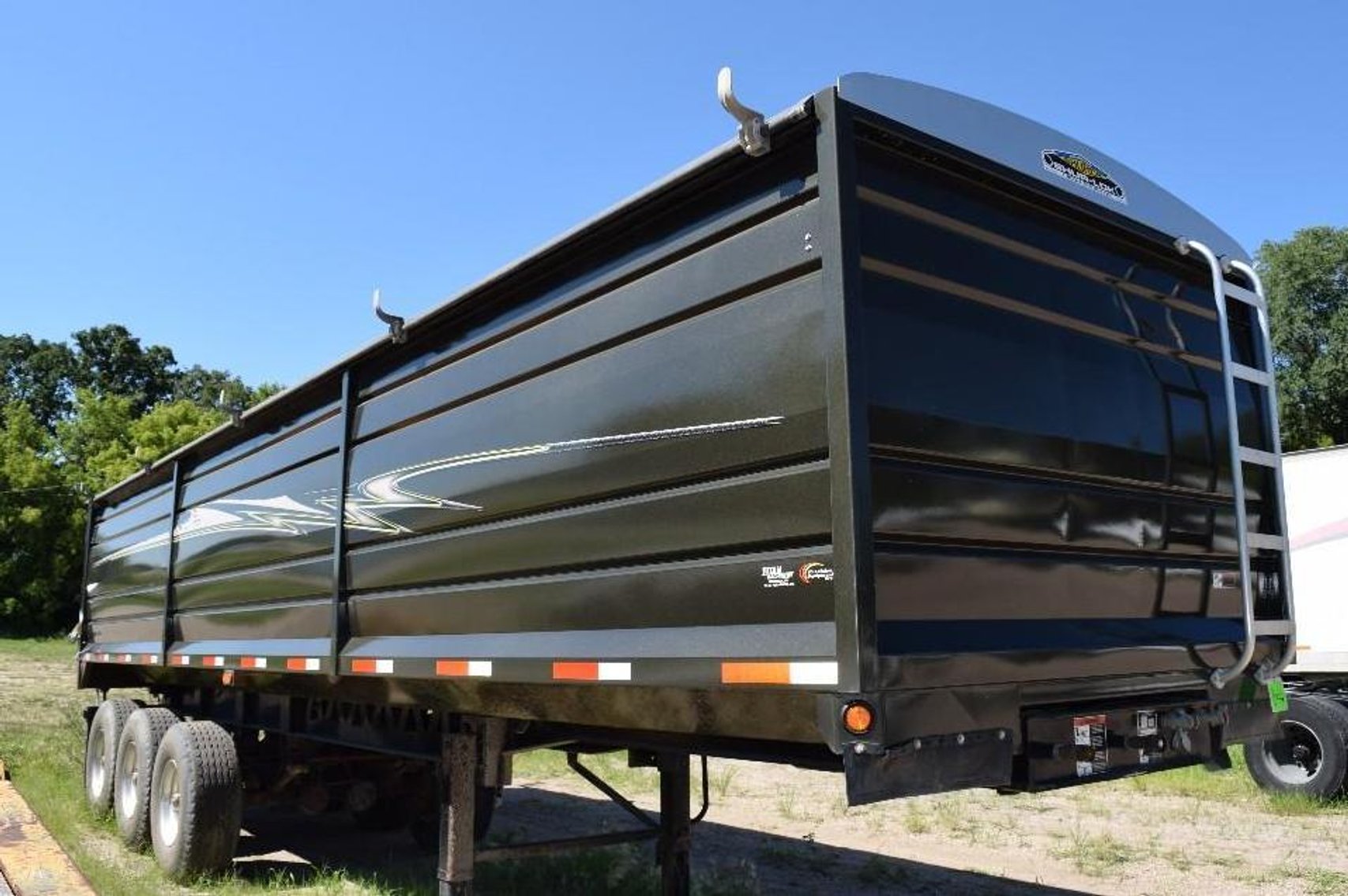 Fall Trucks, Trailers and Equipment Auction