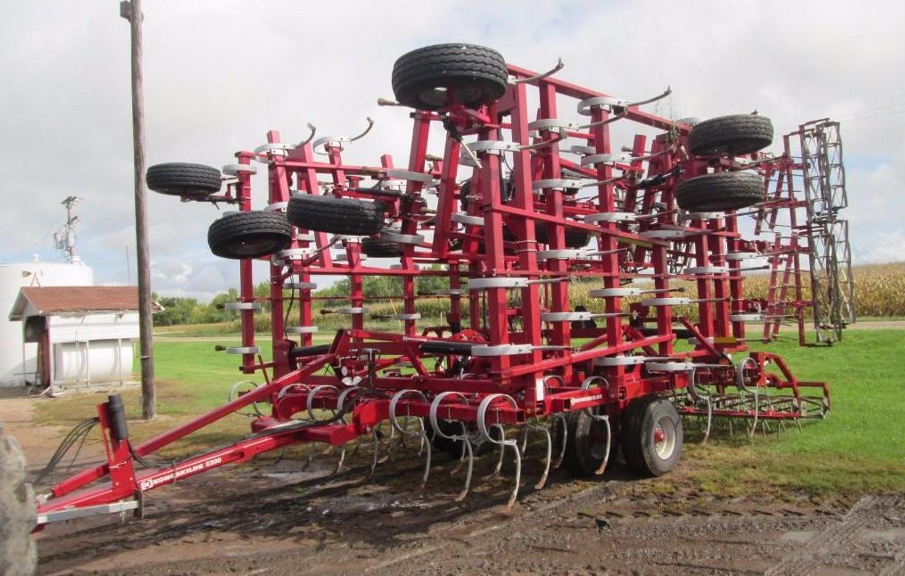 Farm Equipment & Grader