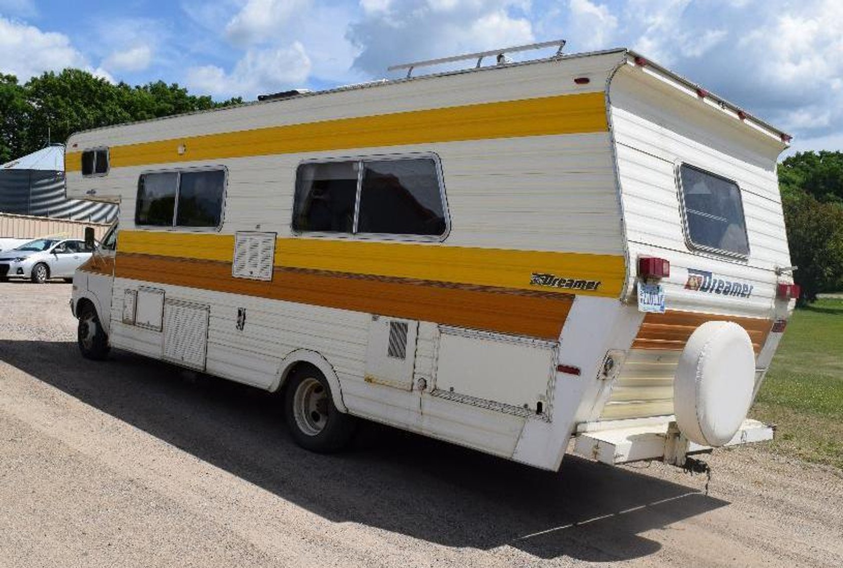 1977 Dreamer Dodge Sportsman Motorhome