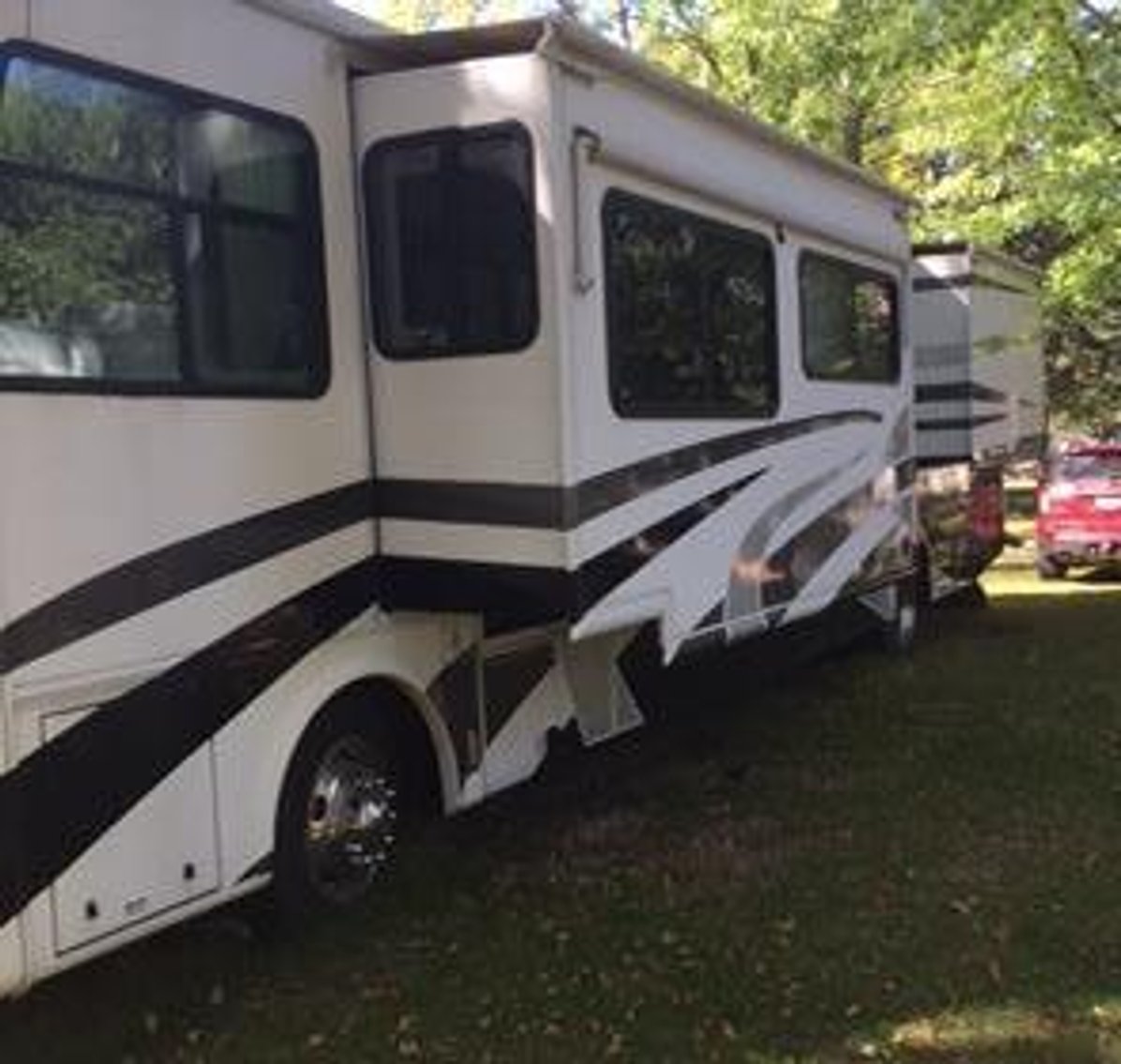 2005 Phaeton 40' Motorhome