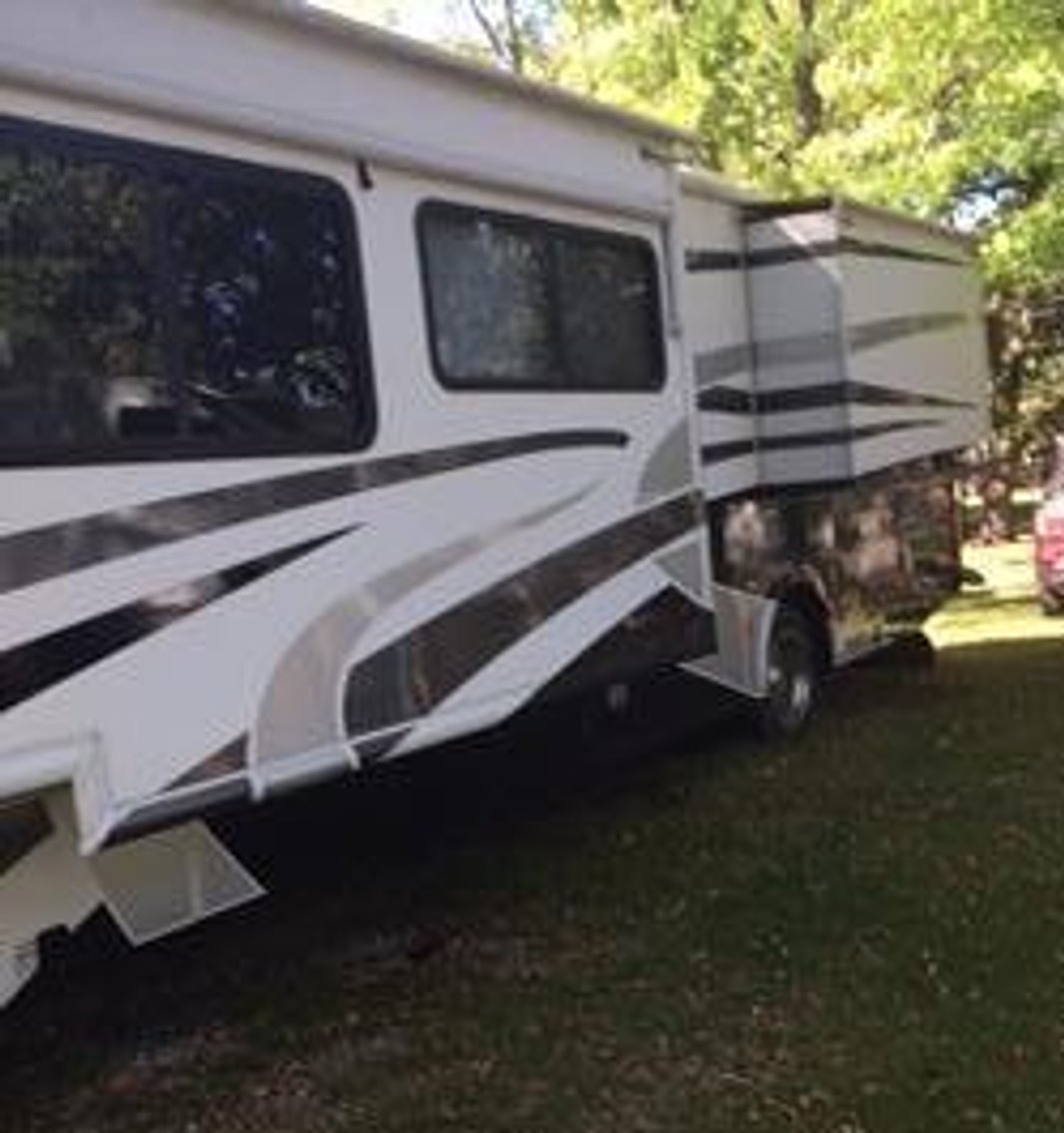 2005 Phaeton 40' Motorhome