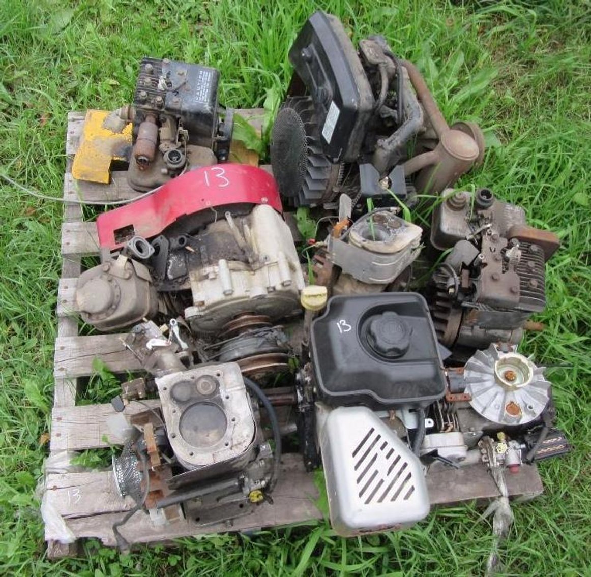 Small Engine Parts Liquidation Auction