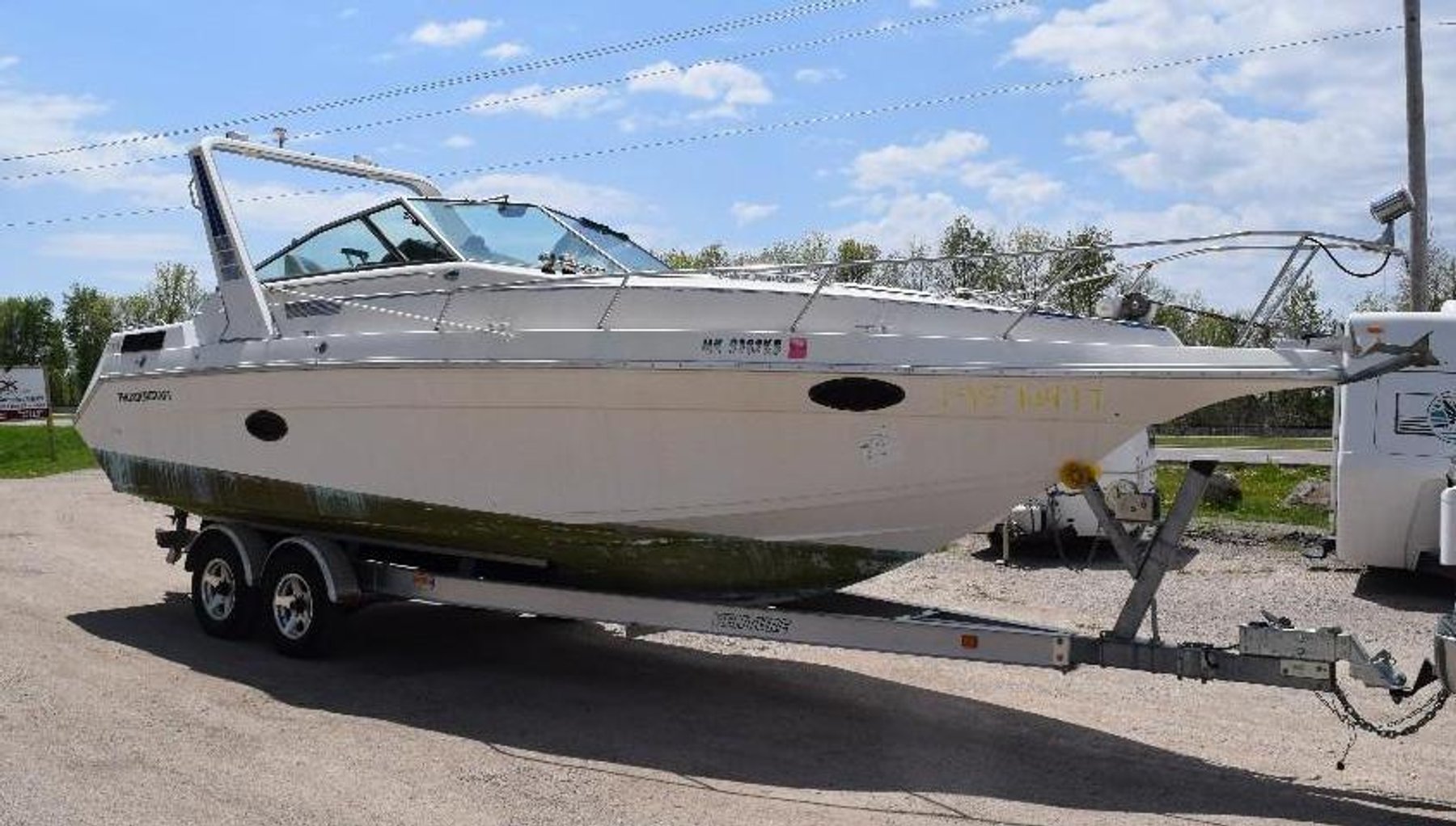 1989 26' Thundercraft Boat