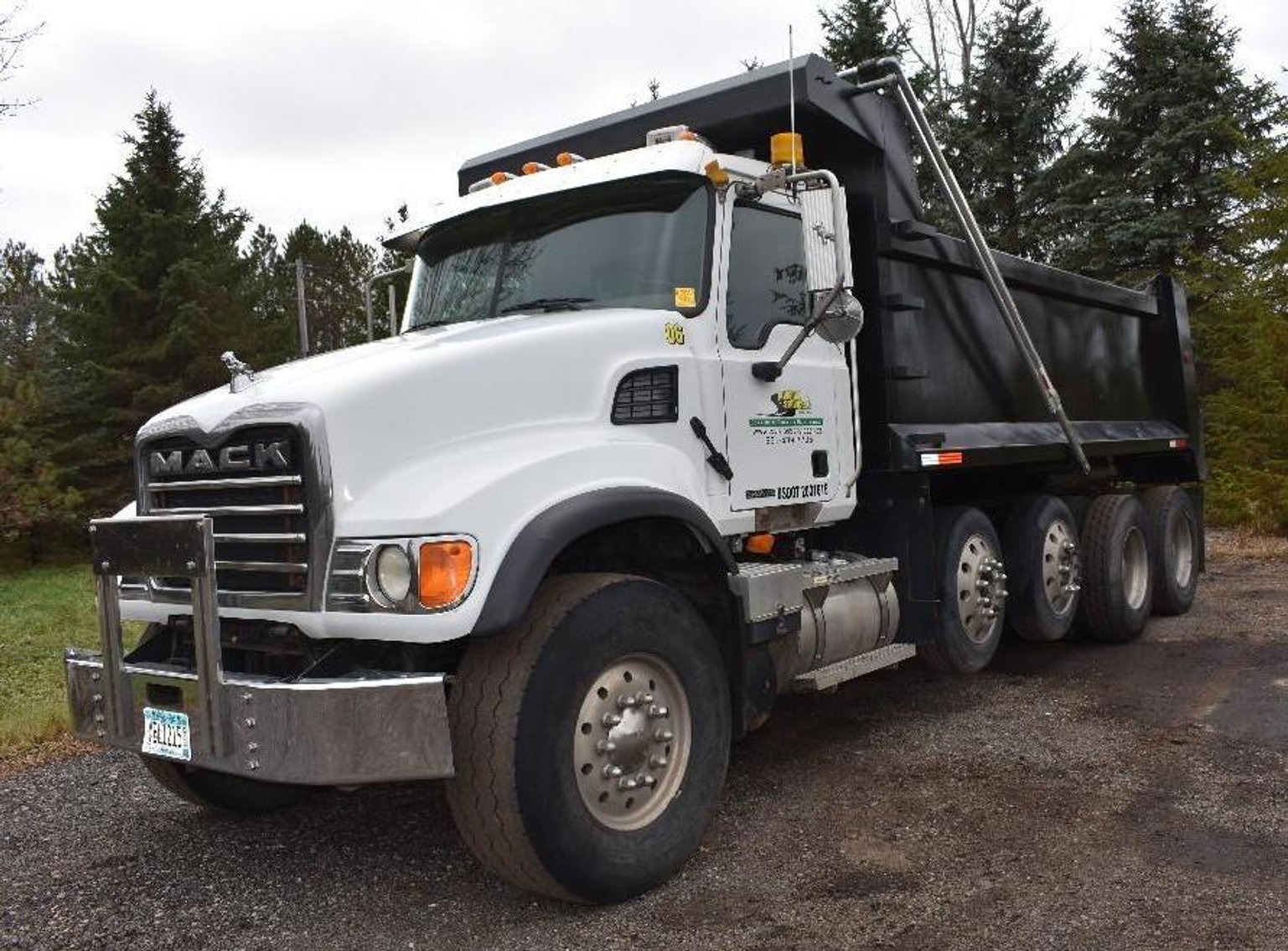 2006 Mack Granite CV713 Quad Axle Dump Truck