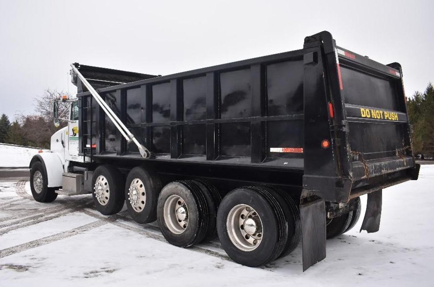 2005 Peterbilt 357 Quad Axle Dump Truck