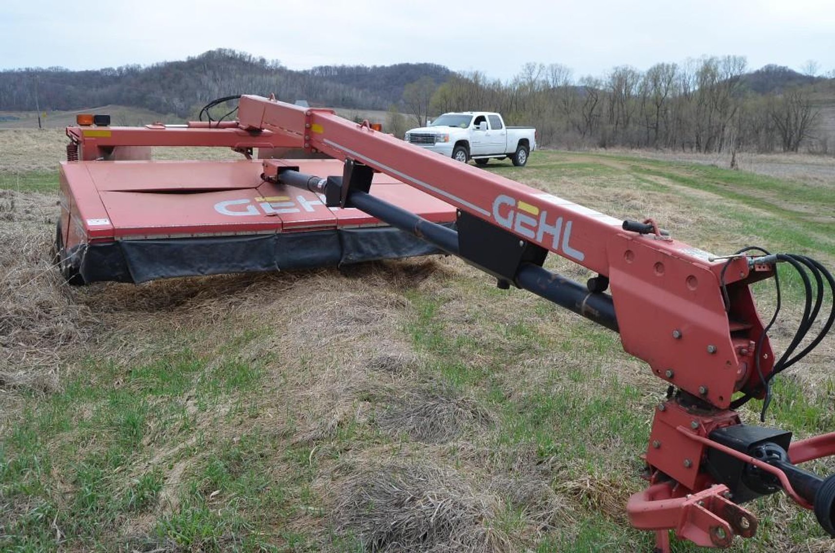 IH Tractor, Machinery, & Grain Truck