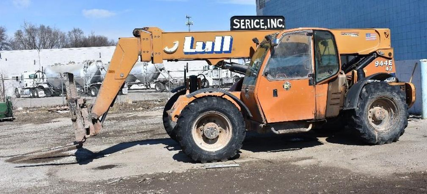 2004 Lull 944E-42 Telehandler