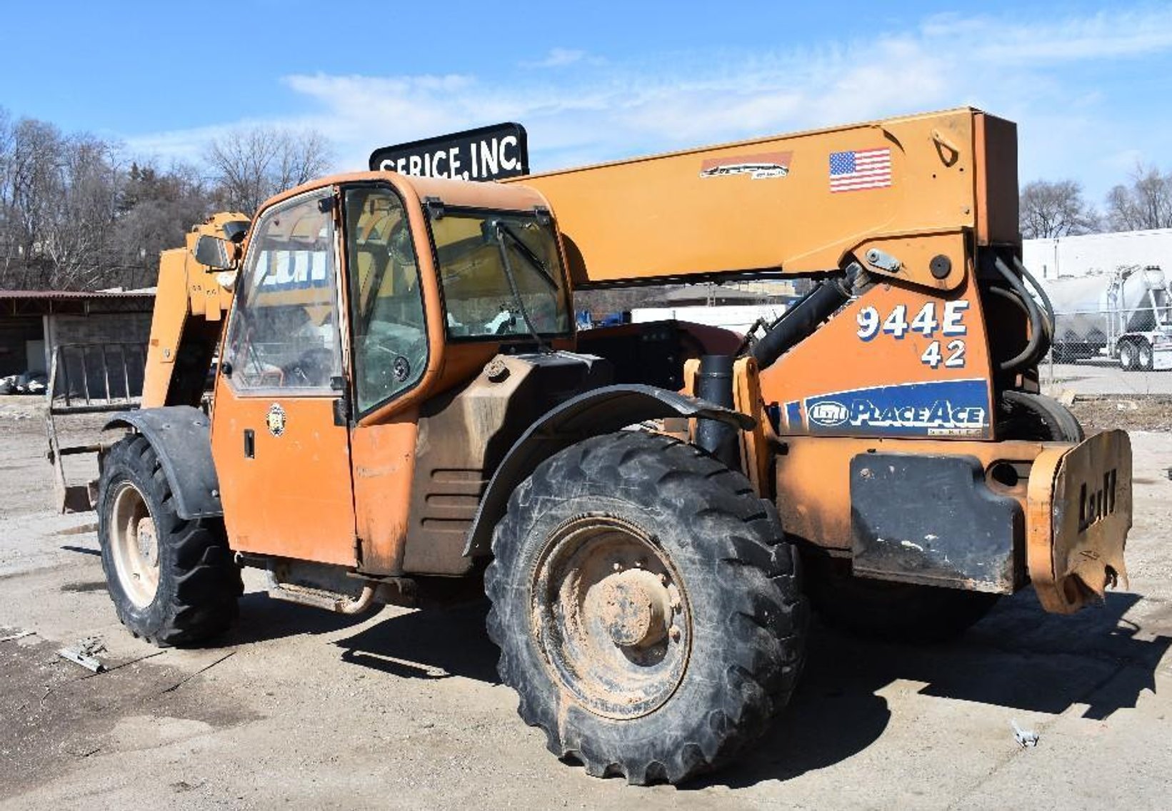 2004 Lull 944E-42 Telehandler