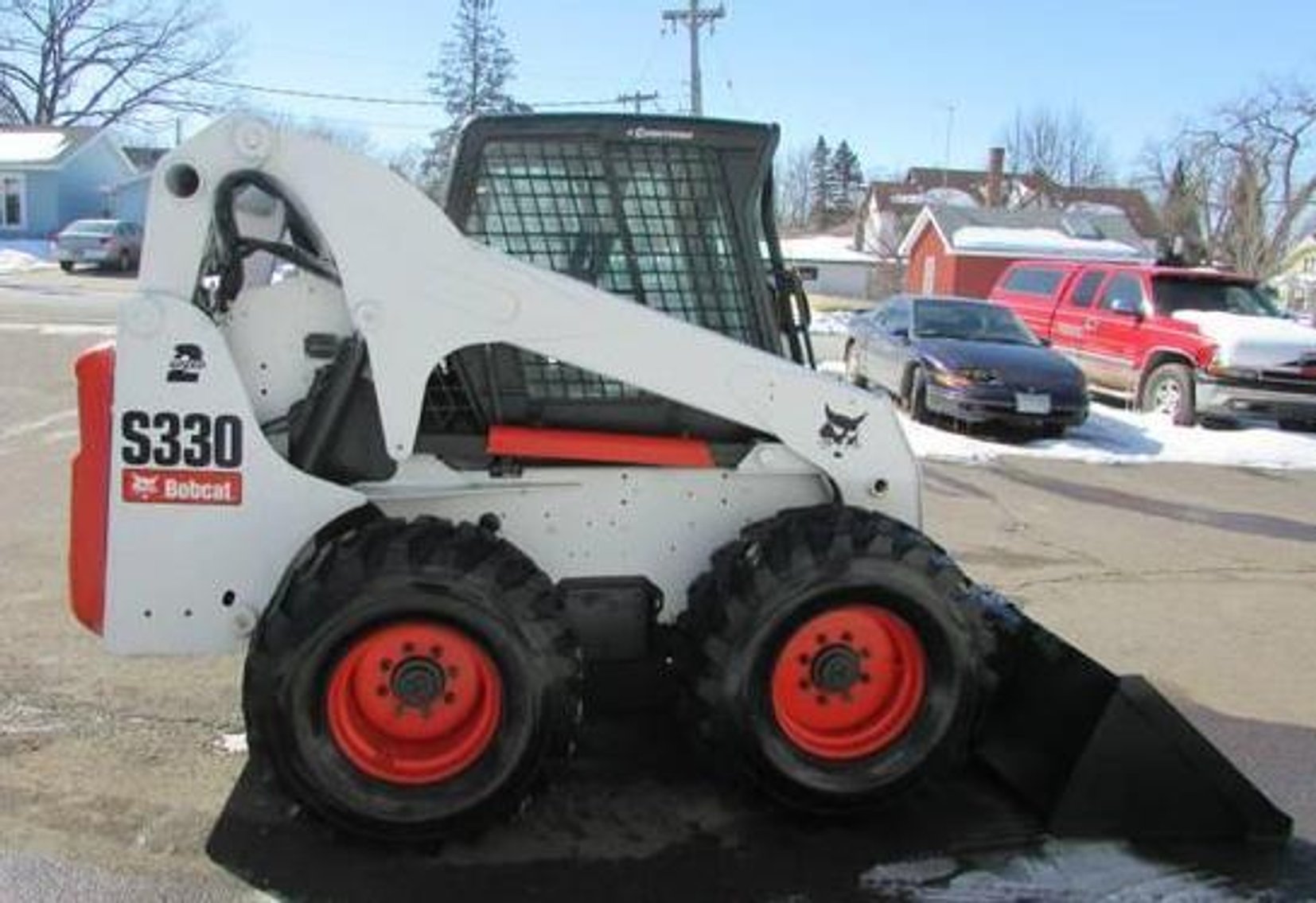 2010 Bobcat S330