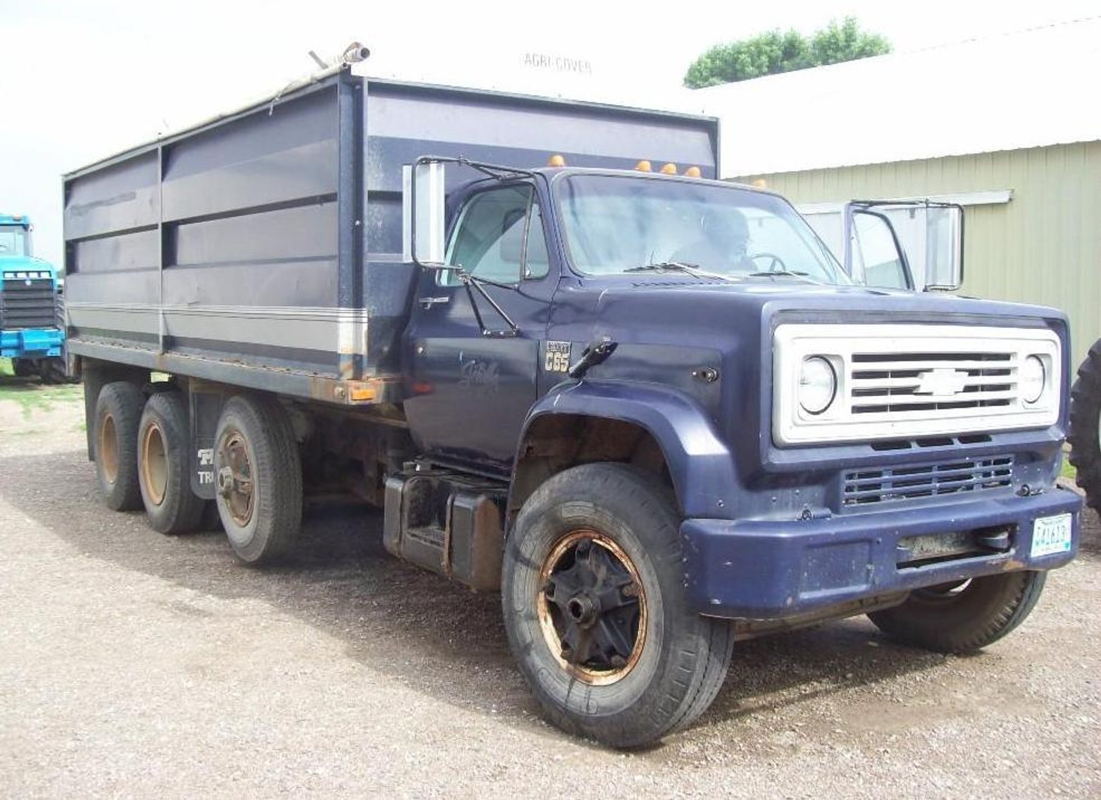 1974 Chevrolet C65 Tri-Axle Grain Truck