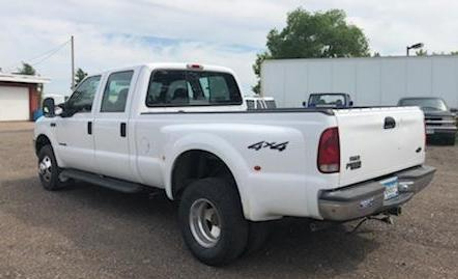 2000 Ford F-350 Crew Cab XLT 4X4 Dually