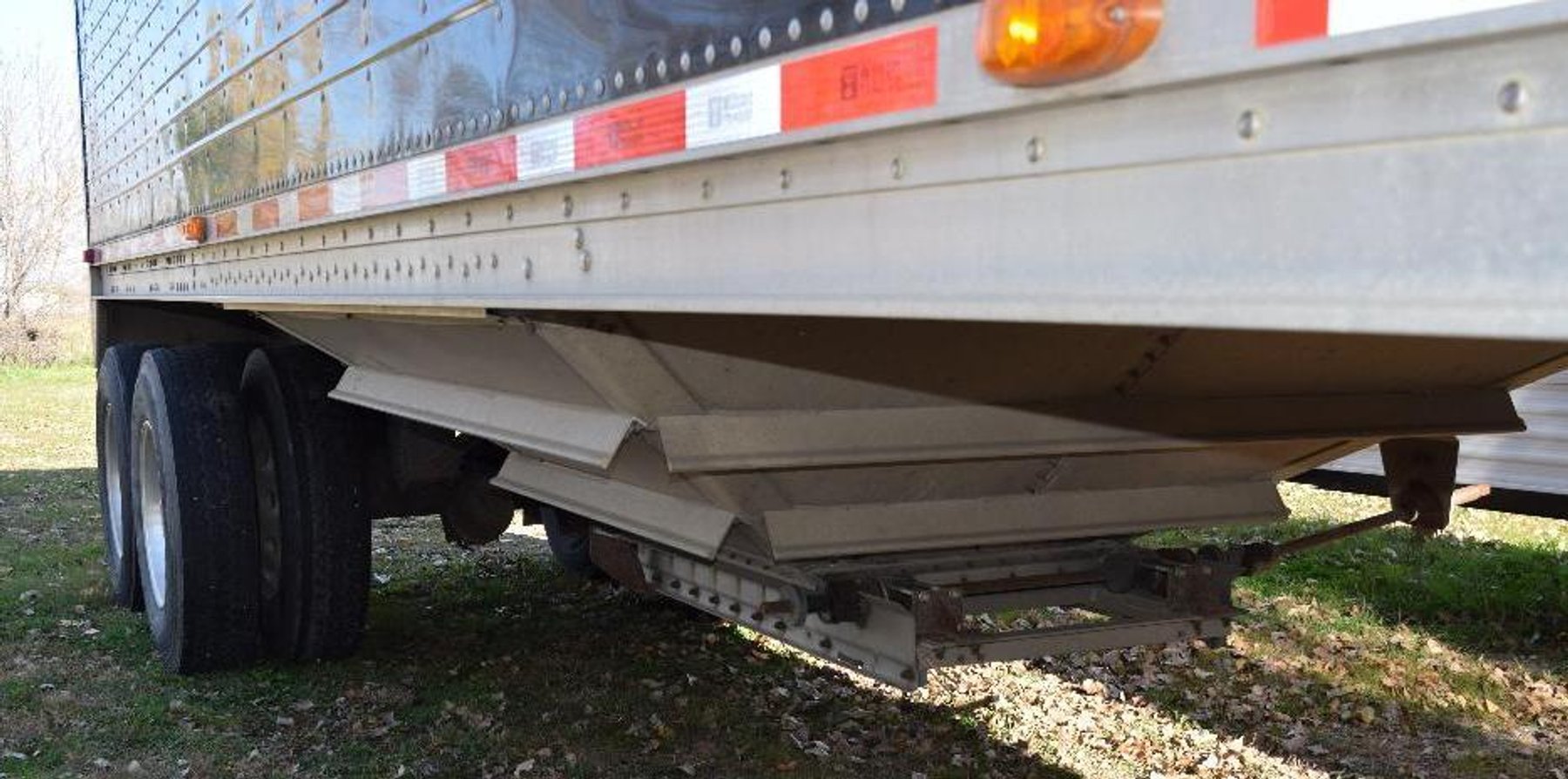 2010 Wilson Grain Trailer