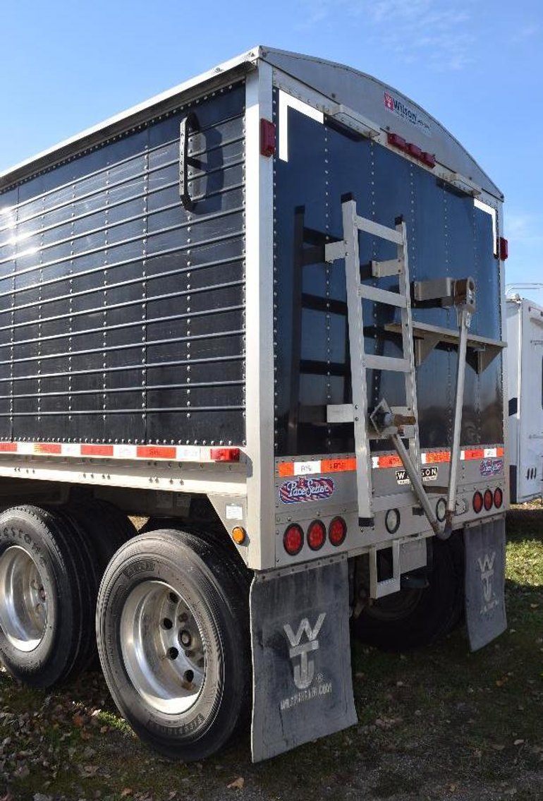 2010 Wilson Grain Trailer