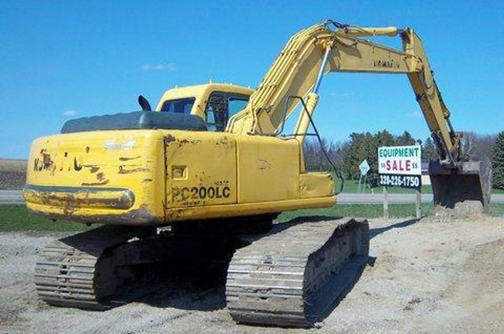 (2) Payloaders, Excavator, Backhoe, New Double Wide Cabin/Office/Home