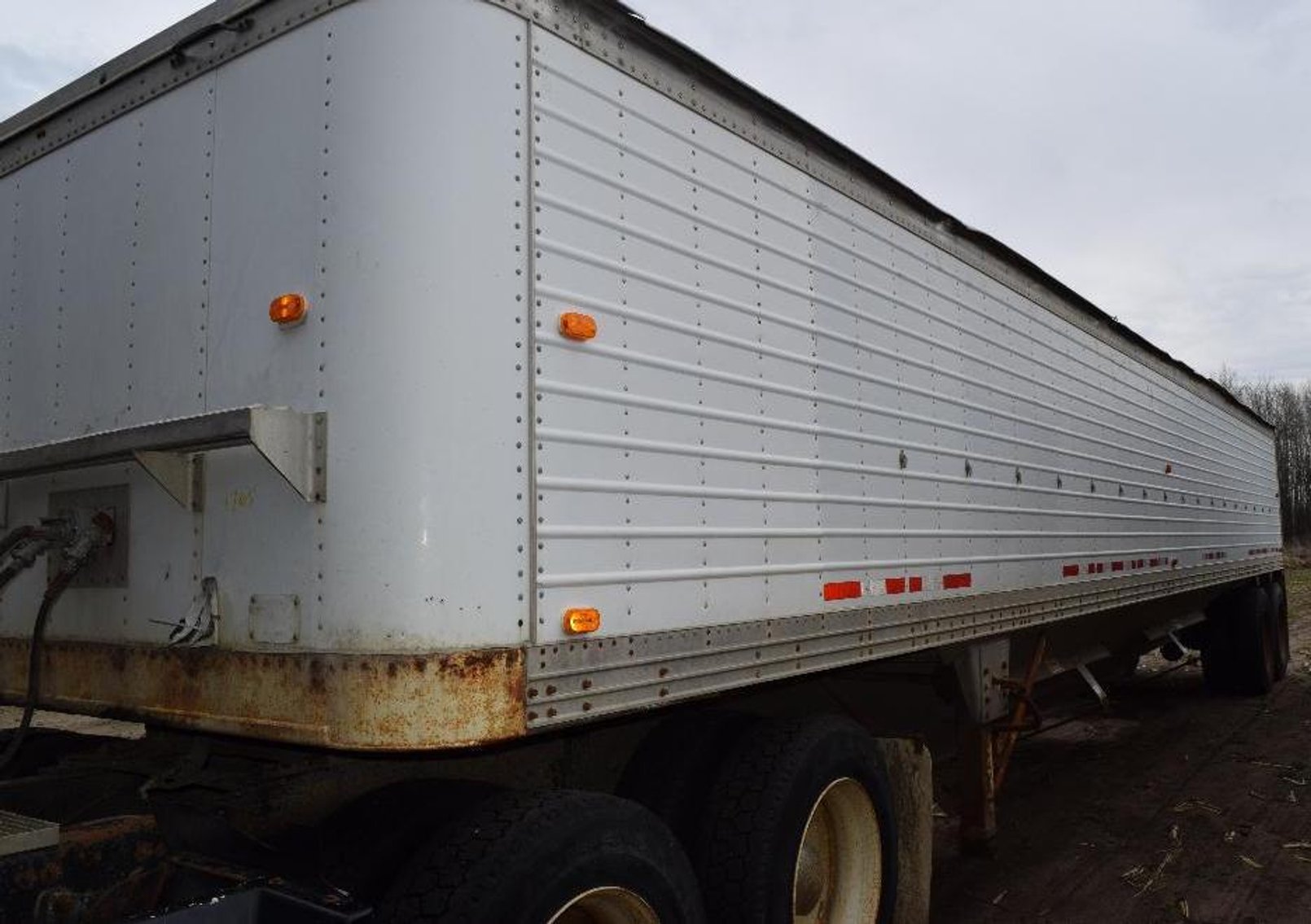 1994 Freightliner & 1984 42' Grain Trailer with Hopper