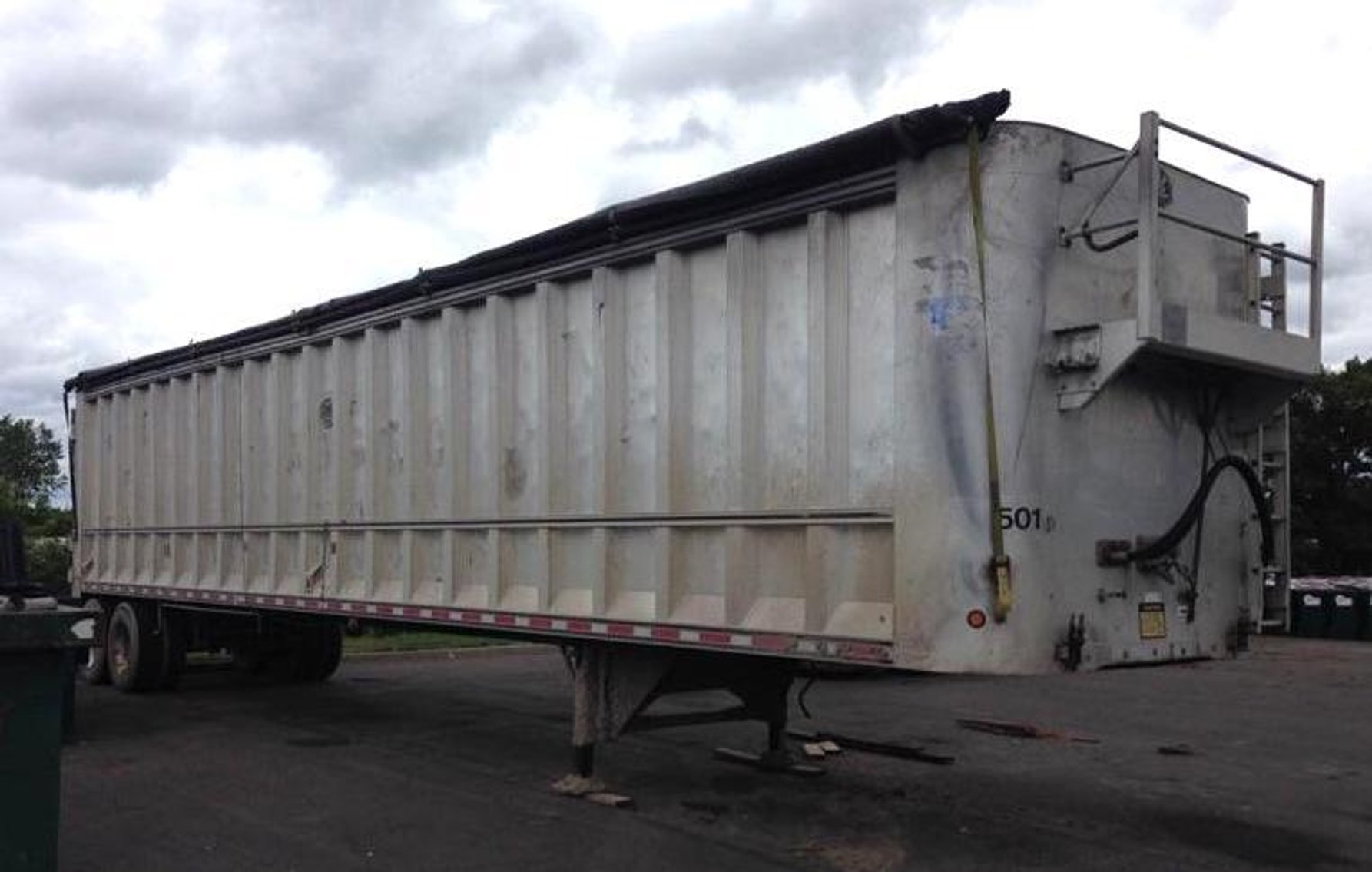 Garbage Truck, Roll Off Truck, Mac Walking Floor Trailer, Yard Truck, & Surplus Hydraulic Cylinders