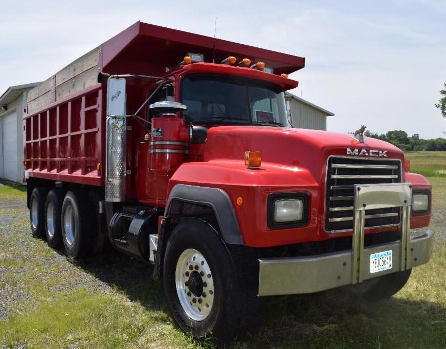 1994 Mack RD688S Tri-Axle Dump Truck