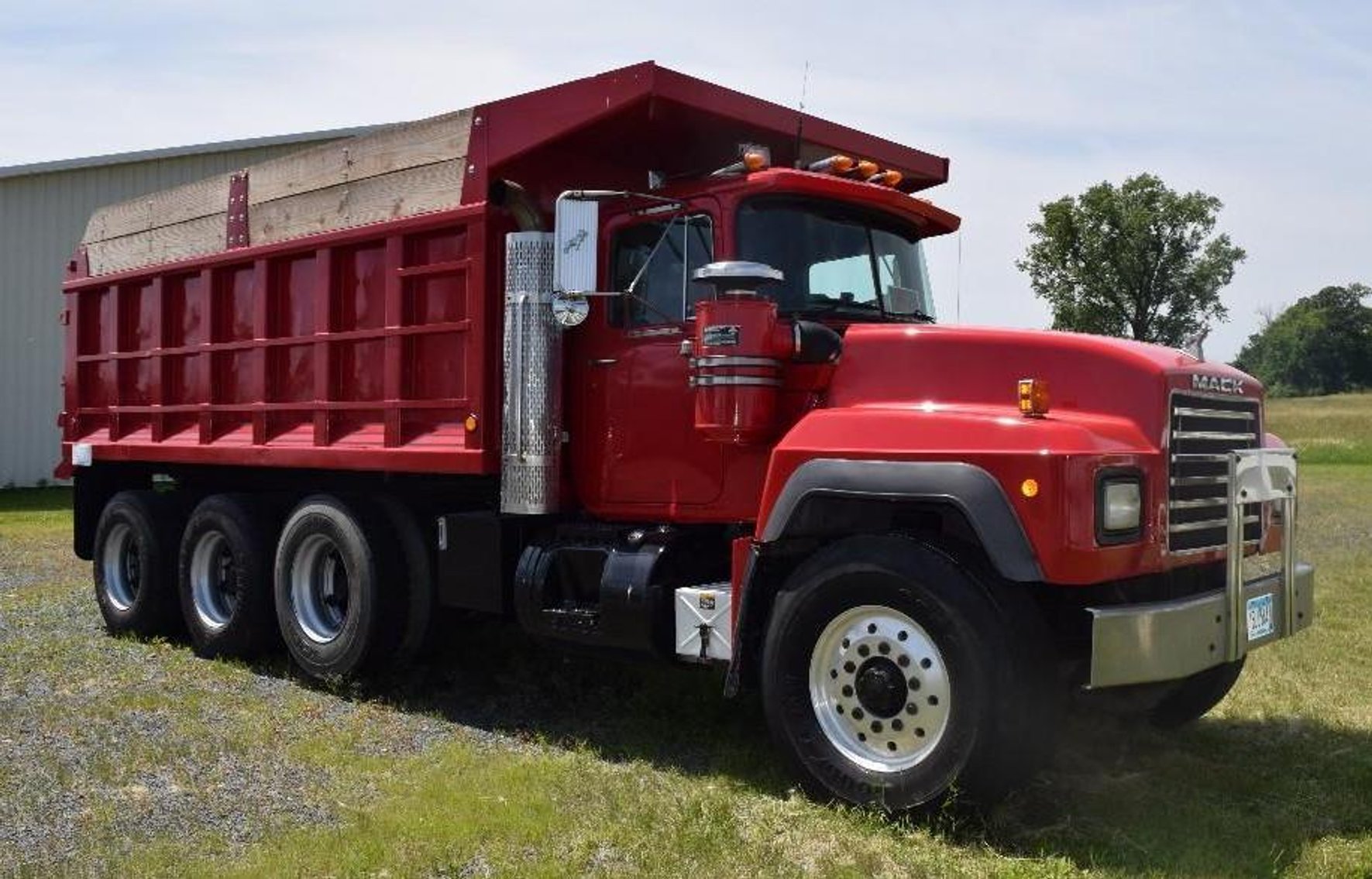 1994 Mack RD688S Tri-Axle Dump Truck