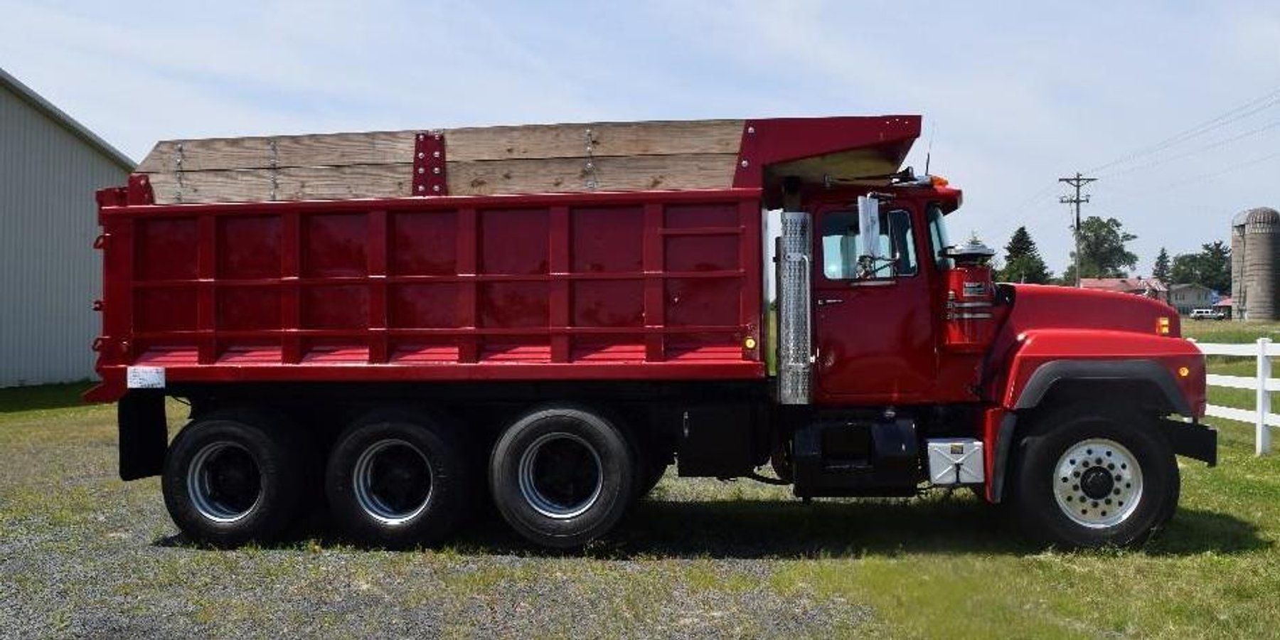 1994 Mack RD688S Tri-Axle Dump Truck