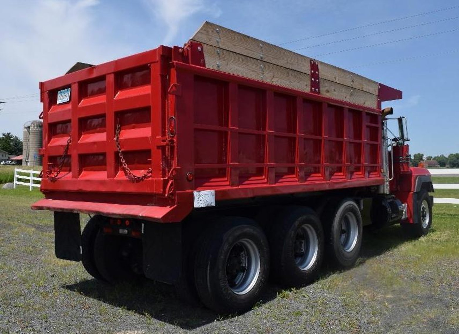 1994 Mack RD688S Tri-Axle Dump Truck