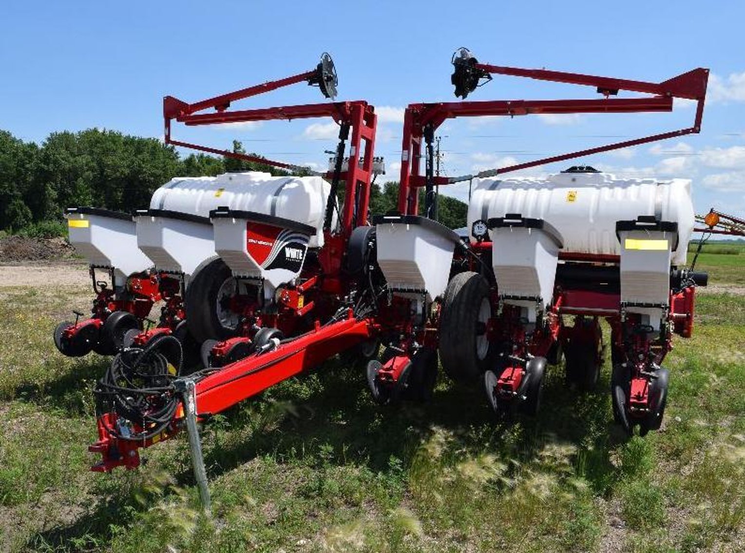 New 2015 White 9222 12 Row Planter