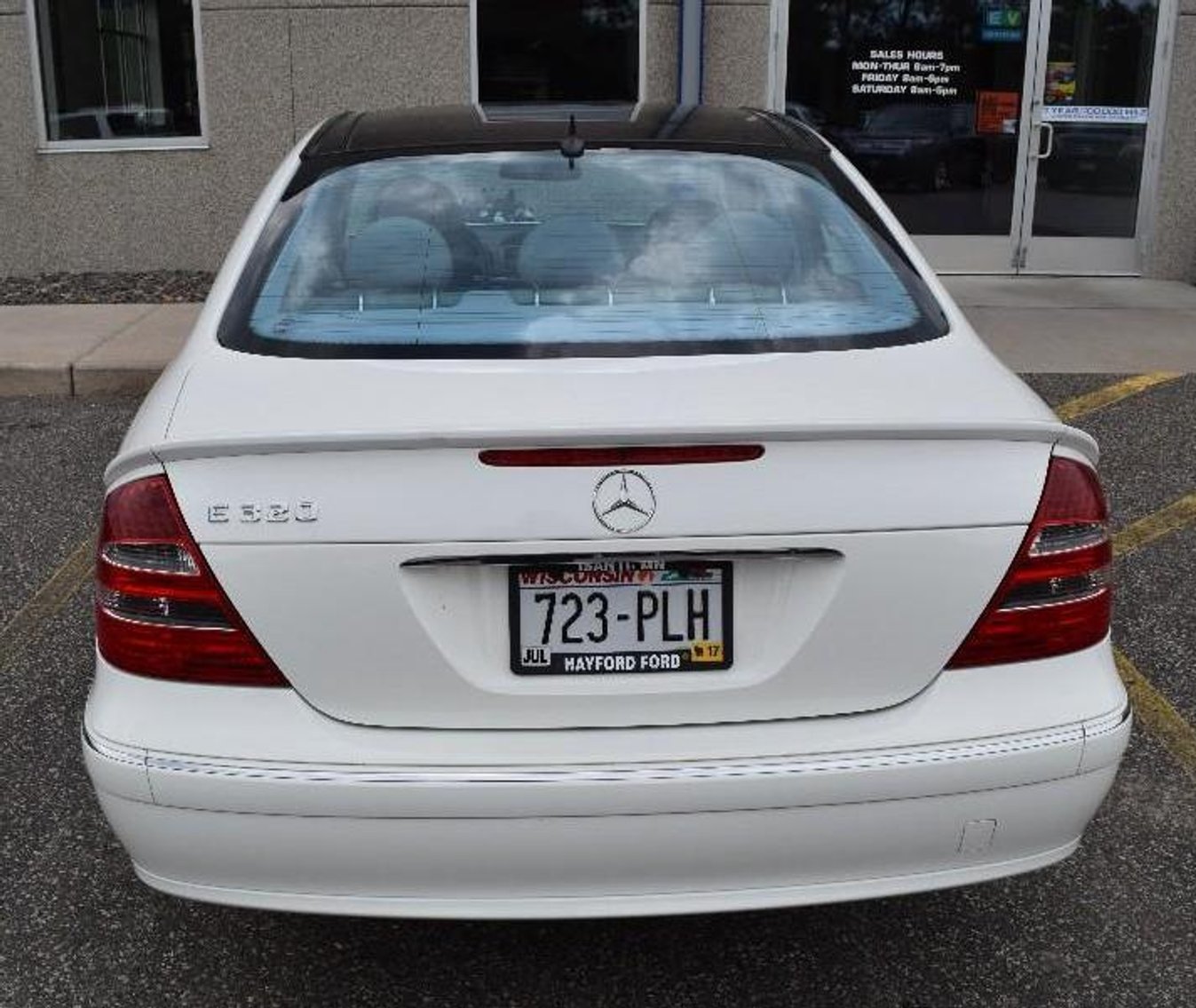 2004 Mercedes E320